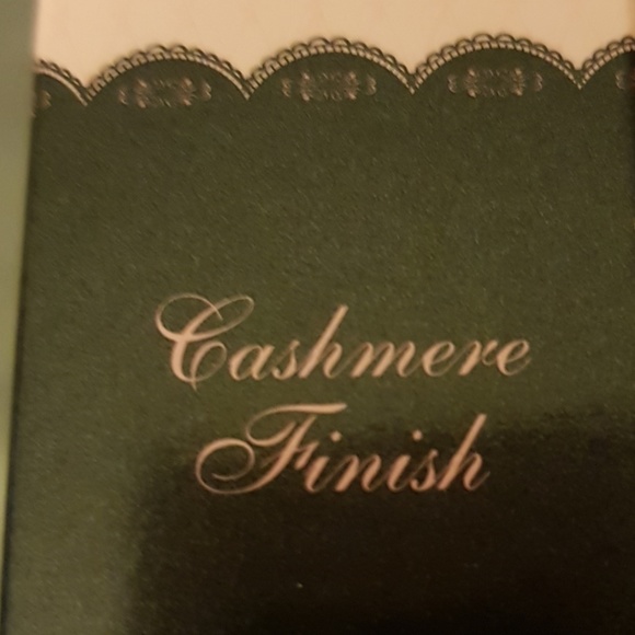 🚫SOLD🚫 Too Faced Magic Wand Foundation - Picture 3 of 5